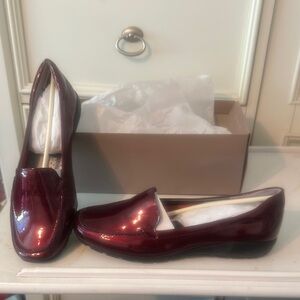 Women's Burgundy Loafers